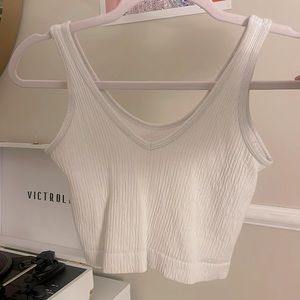 urban outfitters white tank top